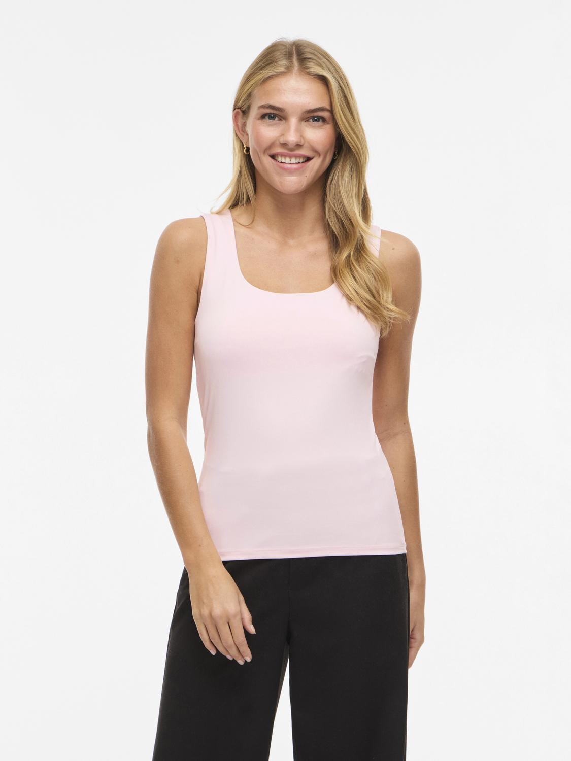 model_shot-front